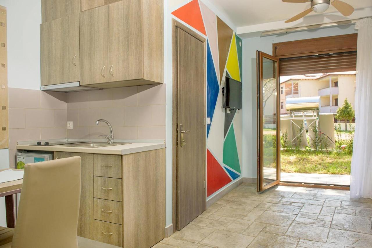 3D Iliadis Suites อิเอริสโซส ภายนอก รูปภาพ