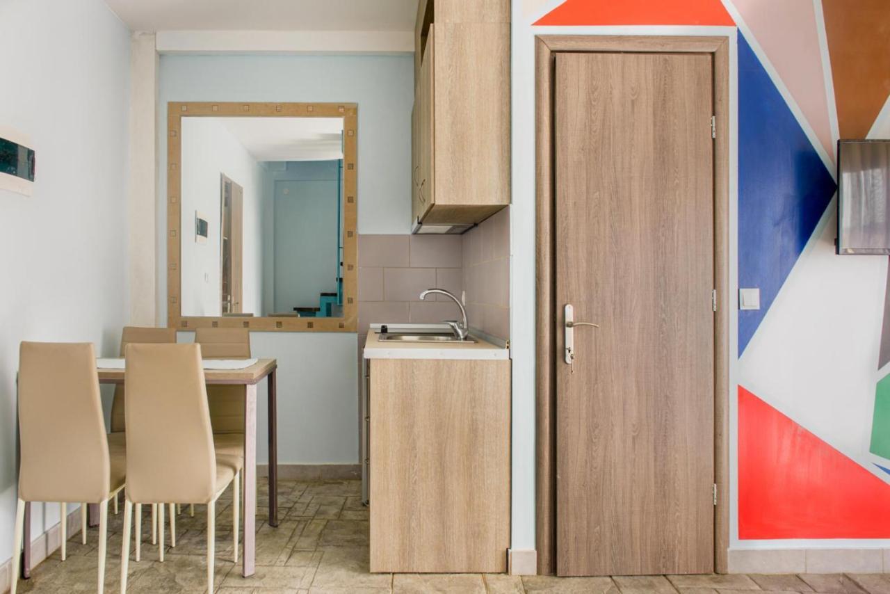 3D Iliadis Suites อิเอริสโซส ภายนอก รูปภาพ