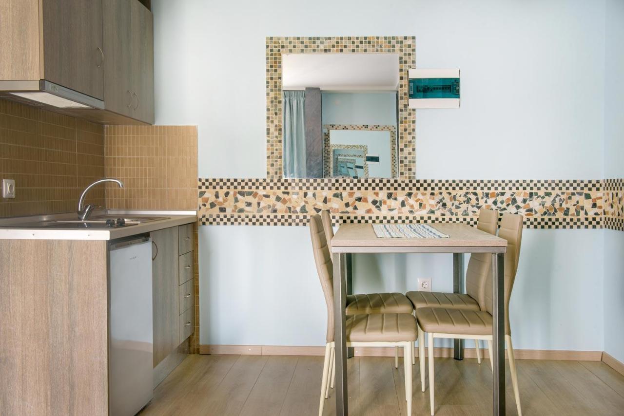 3D Iliadis Suites อิเอริสโซส ภายนอก รูปภาพ