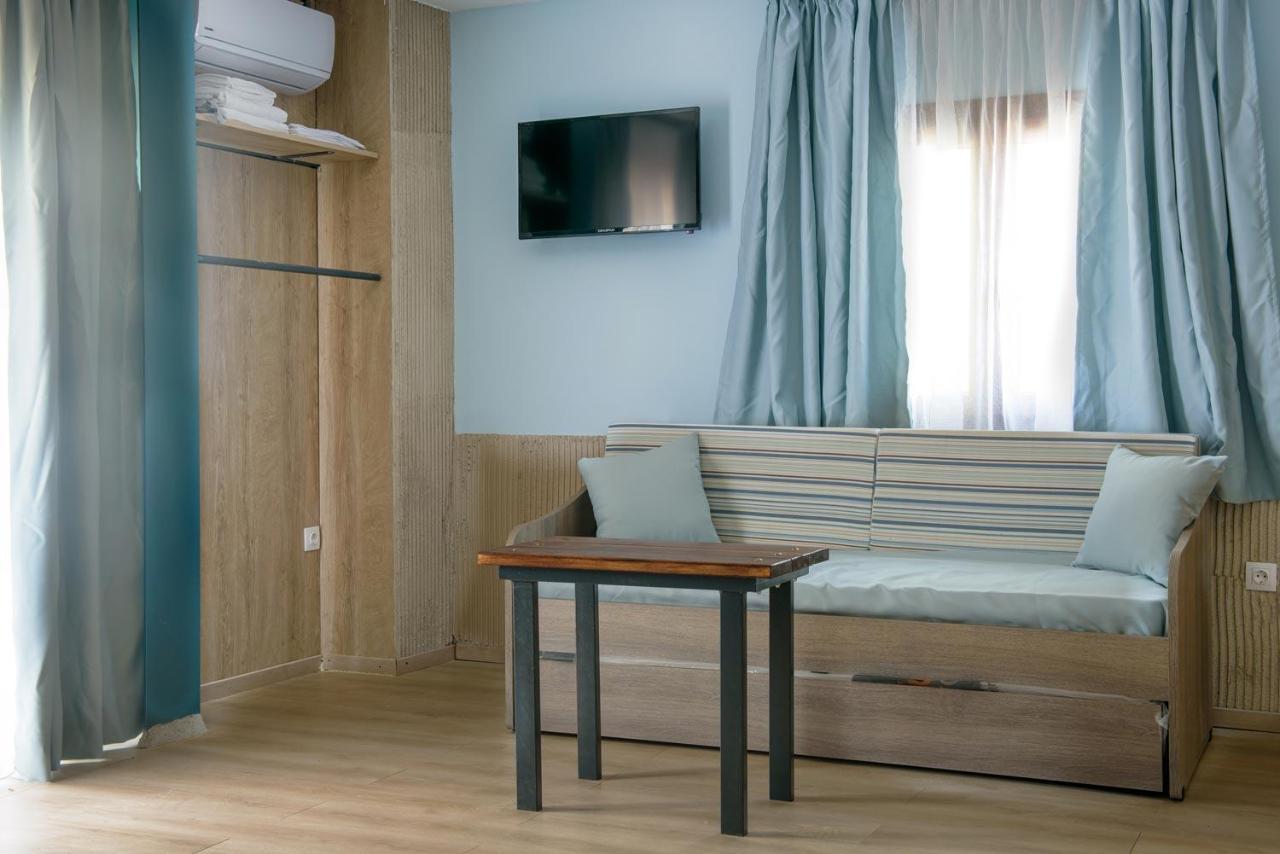 3D Iliadis Suites อิเอริสโซส ภายนอก รูปภาพ