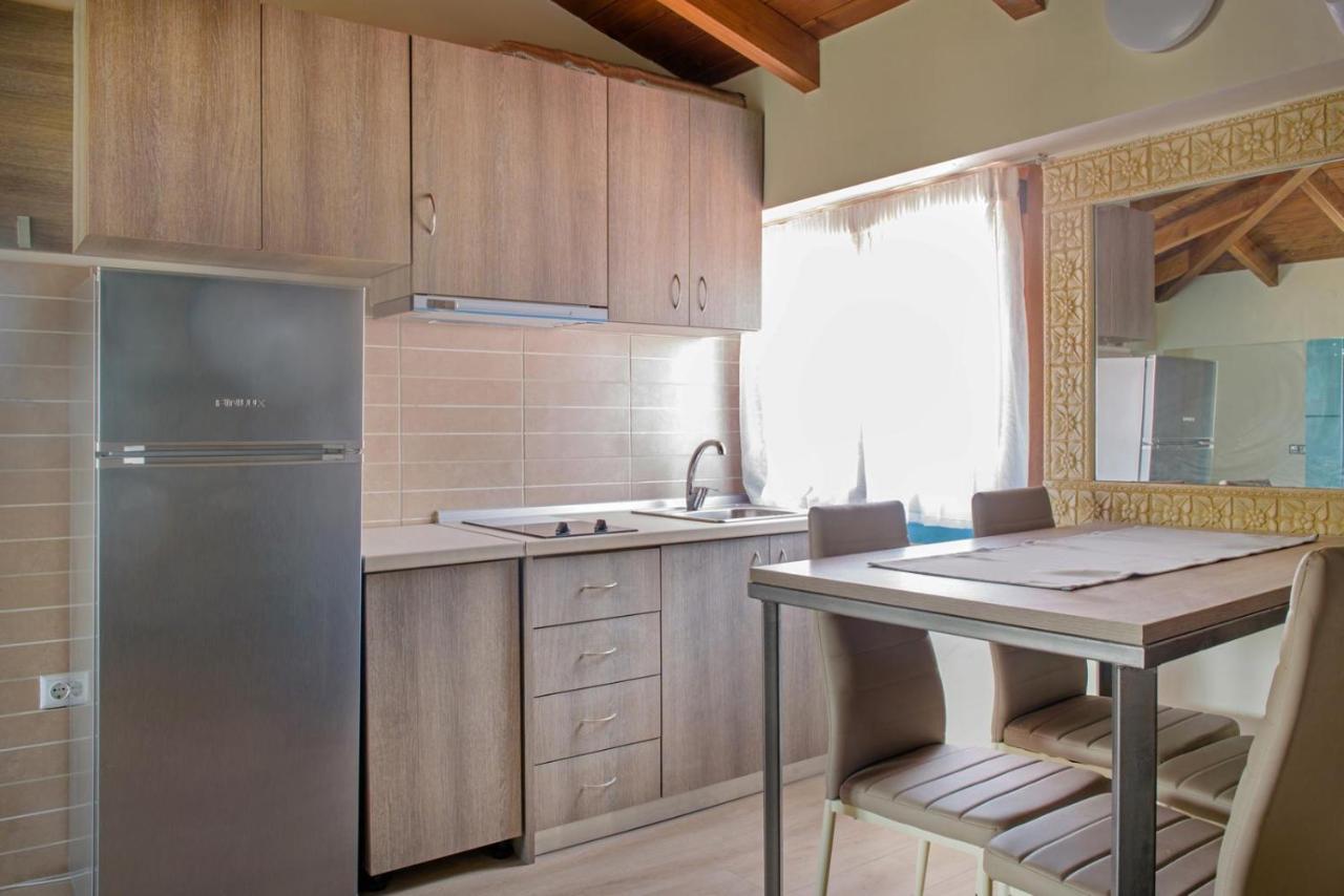 3D Iliadis Suites อิเอริสโซส ภายนอก รูปภาพ