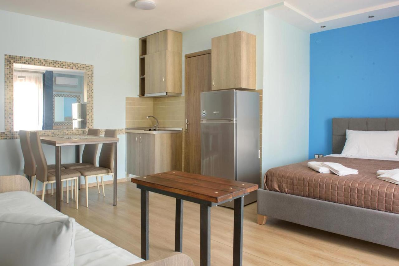 3D Iliadis Suites อิเอริสโซส ภายนอก รูปภาพ