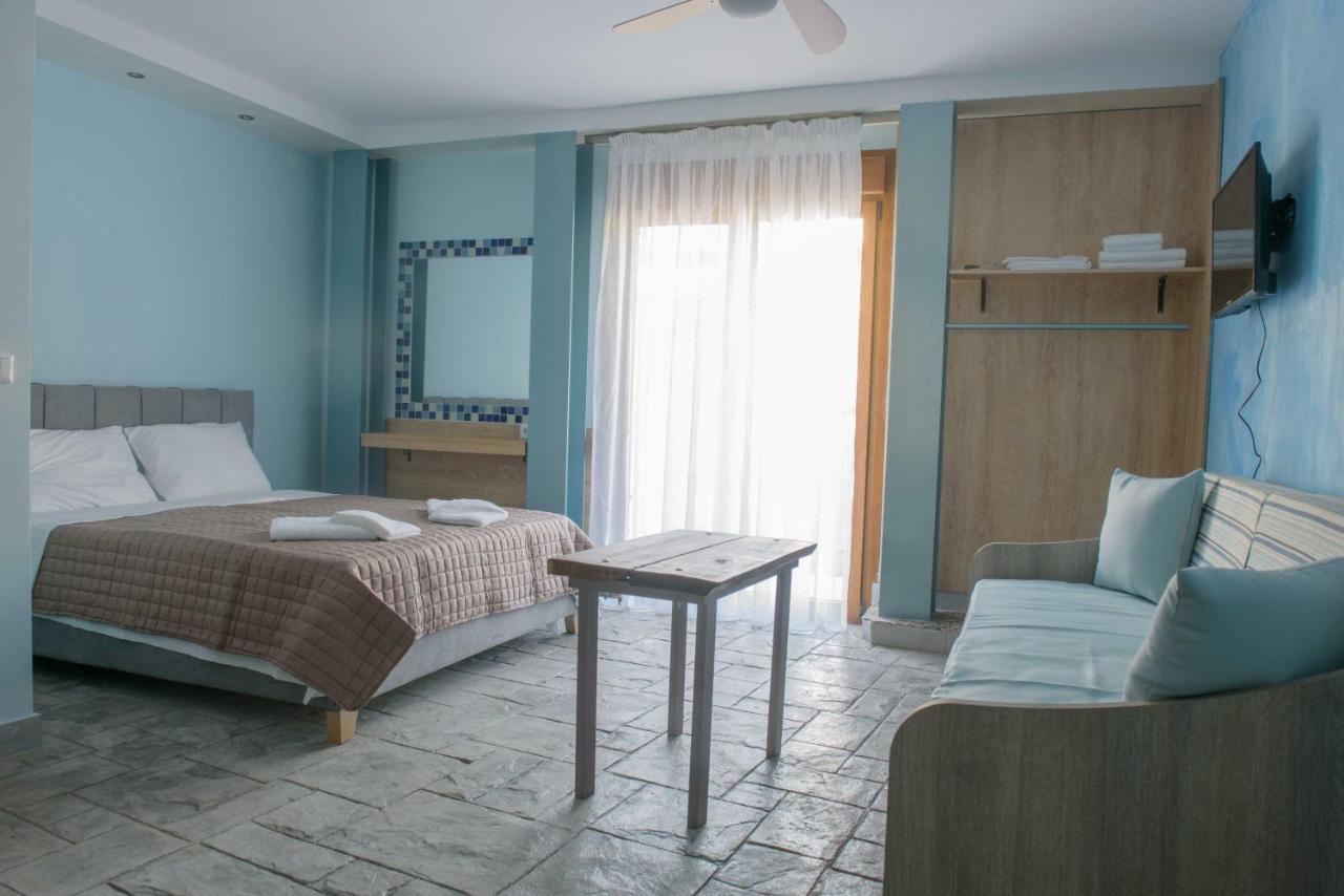 3D Iliadis Suites อิเอริสโซส ภายนอก รูปภาพ
