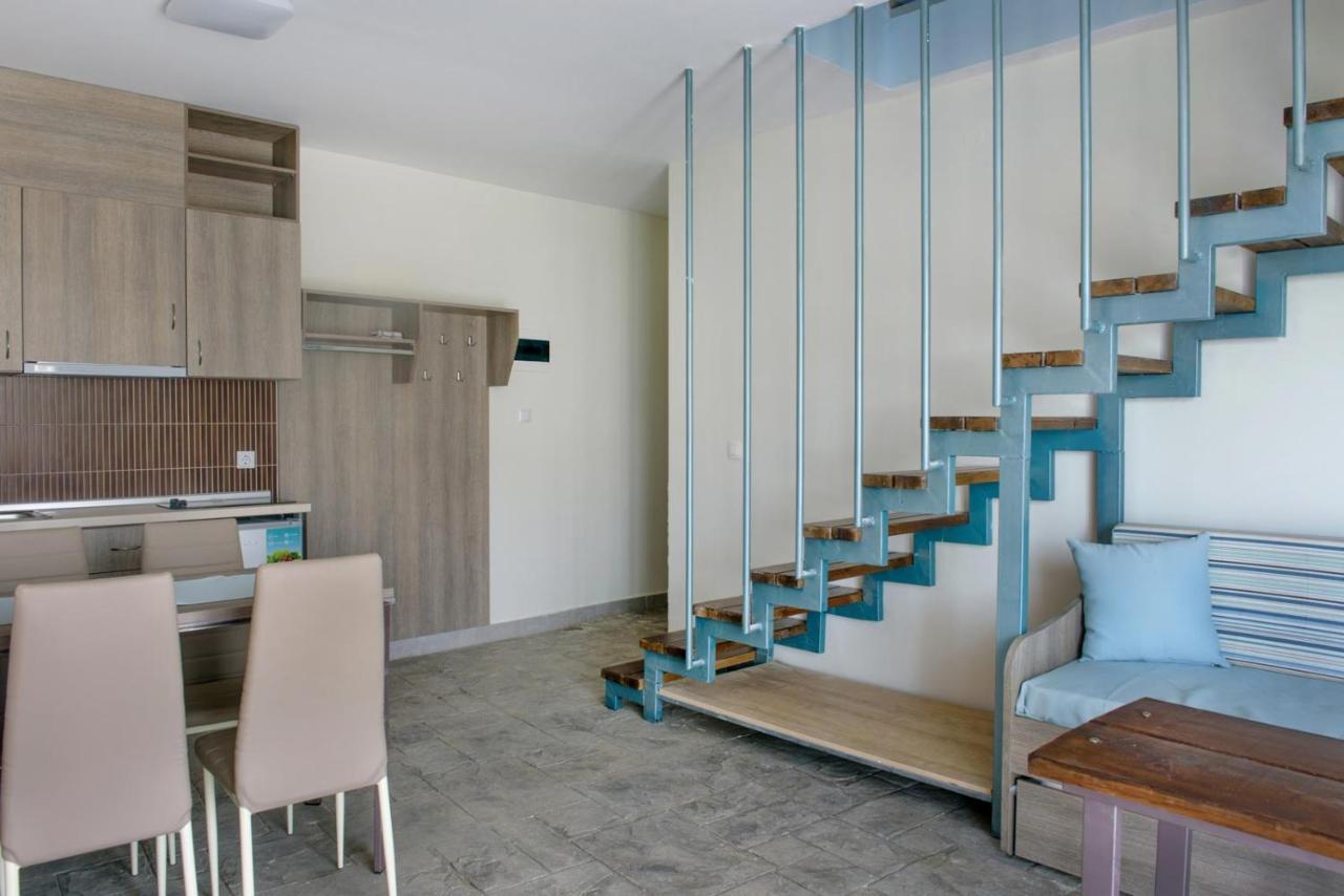 3D Iliadis Suites อิเอริสโซส ภายนอก รูปภาพ